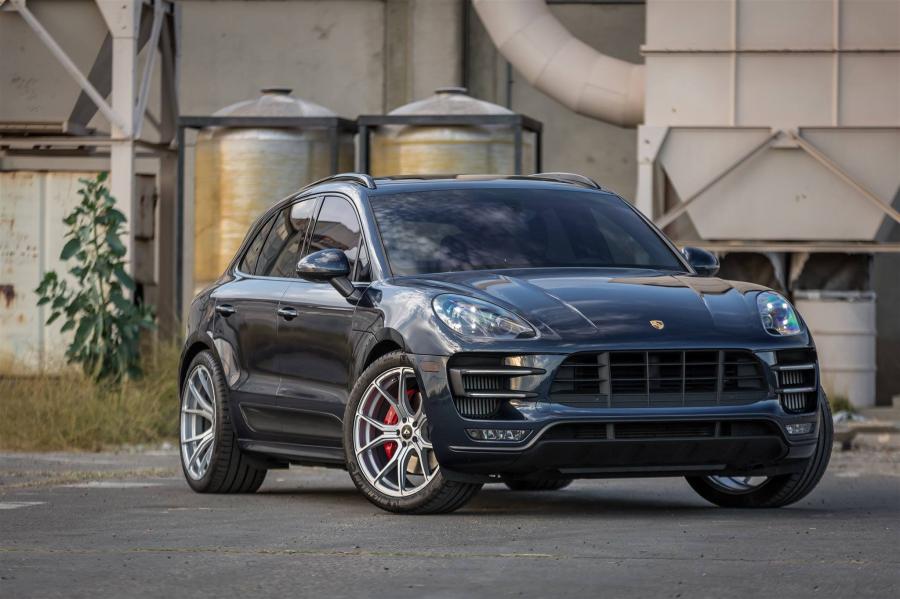 Porsche Macan on Vorsteiner Wheels (V-FF 103) '2016